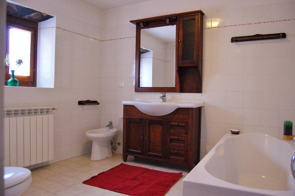 Casa Webb Villa Bagni di Lucca Rum bild