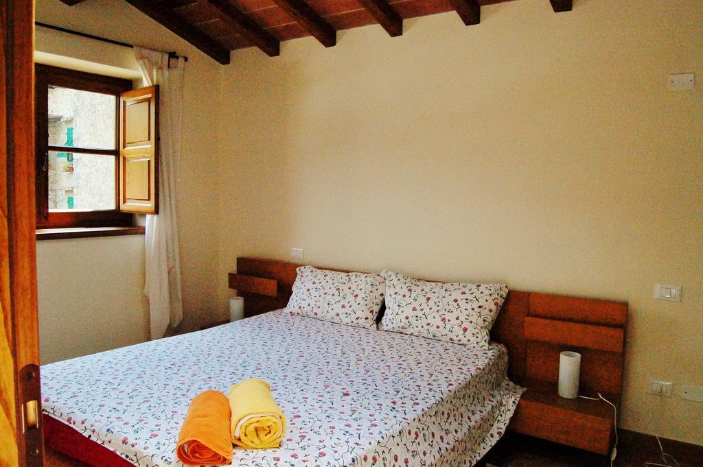 Casa Webb Villa Bagni di Lucca Rum bild